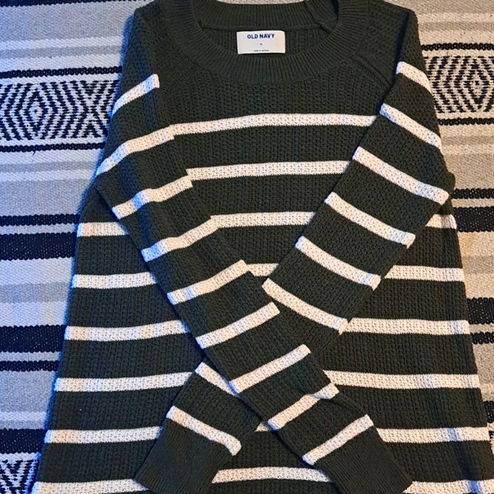 Dark green sweater